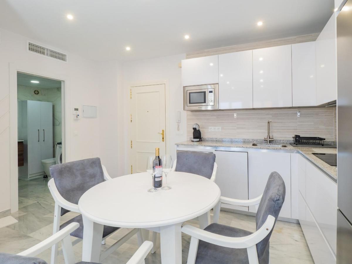 Cubo'S Apartamento Atocha With Optional Parking مالقة المظهر الخارجي الصورة