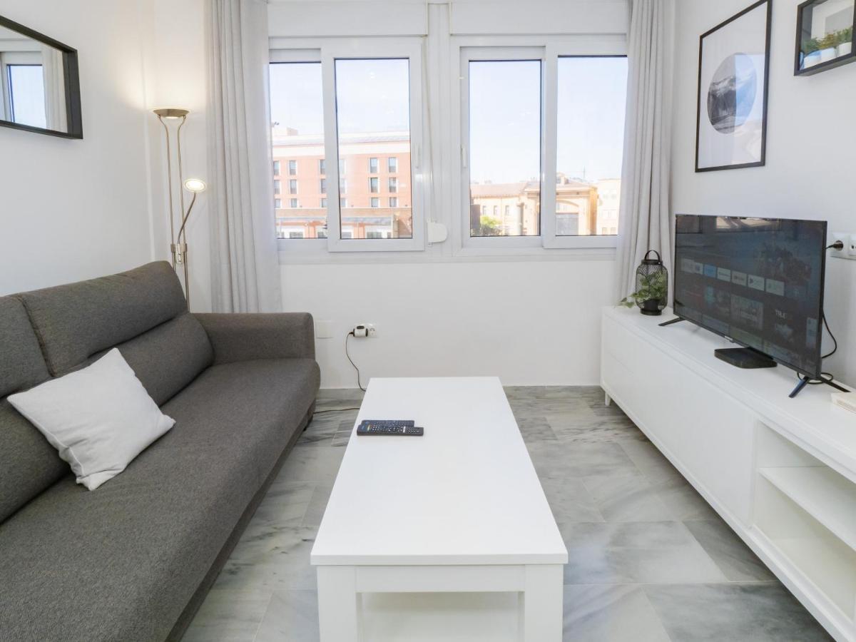 Cubo'S Apartamento Atocha With Optional Parking مالقة المظهر الخارجي الصورة
