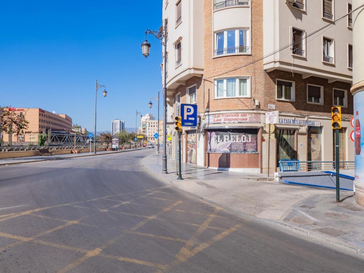 Cubo'S Apartamento Atocha With Optional Parking مالقة المظهر الخارجي الصورة
